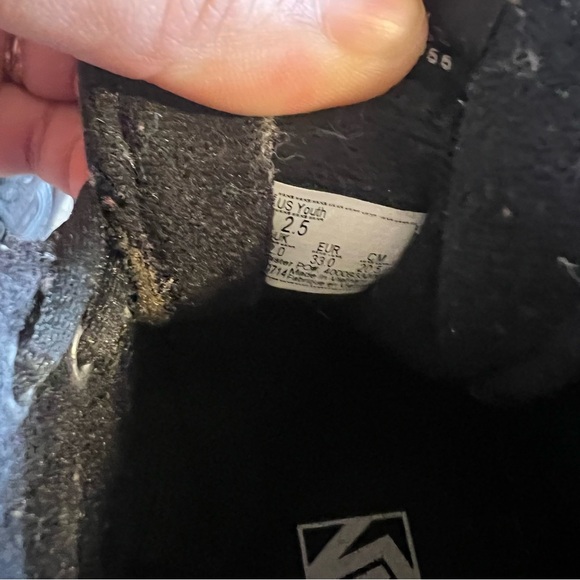 Vans sk8-Hi black big kids size 2.5 - Picture 6 of 6